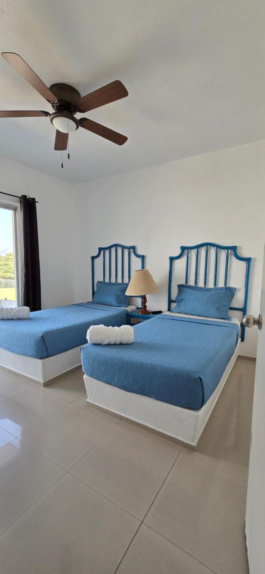 Departamento 2 recamaras para 6 Personas 3 albercas playa a 50 mts wifi Manzanillo Exterior foto